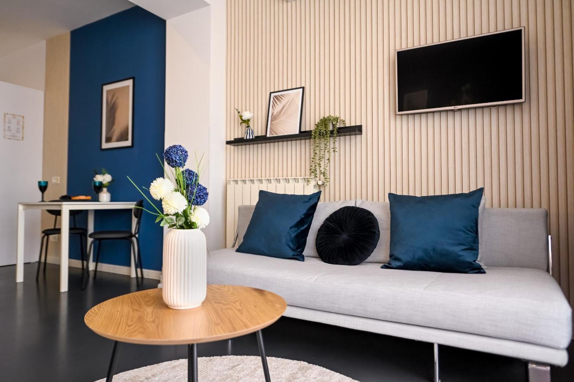 Urban Elegance - Stylish Central Accommodation บูคาเรสต์ ภายนอก รูปภาพ