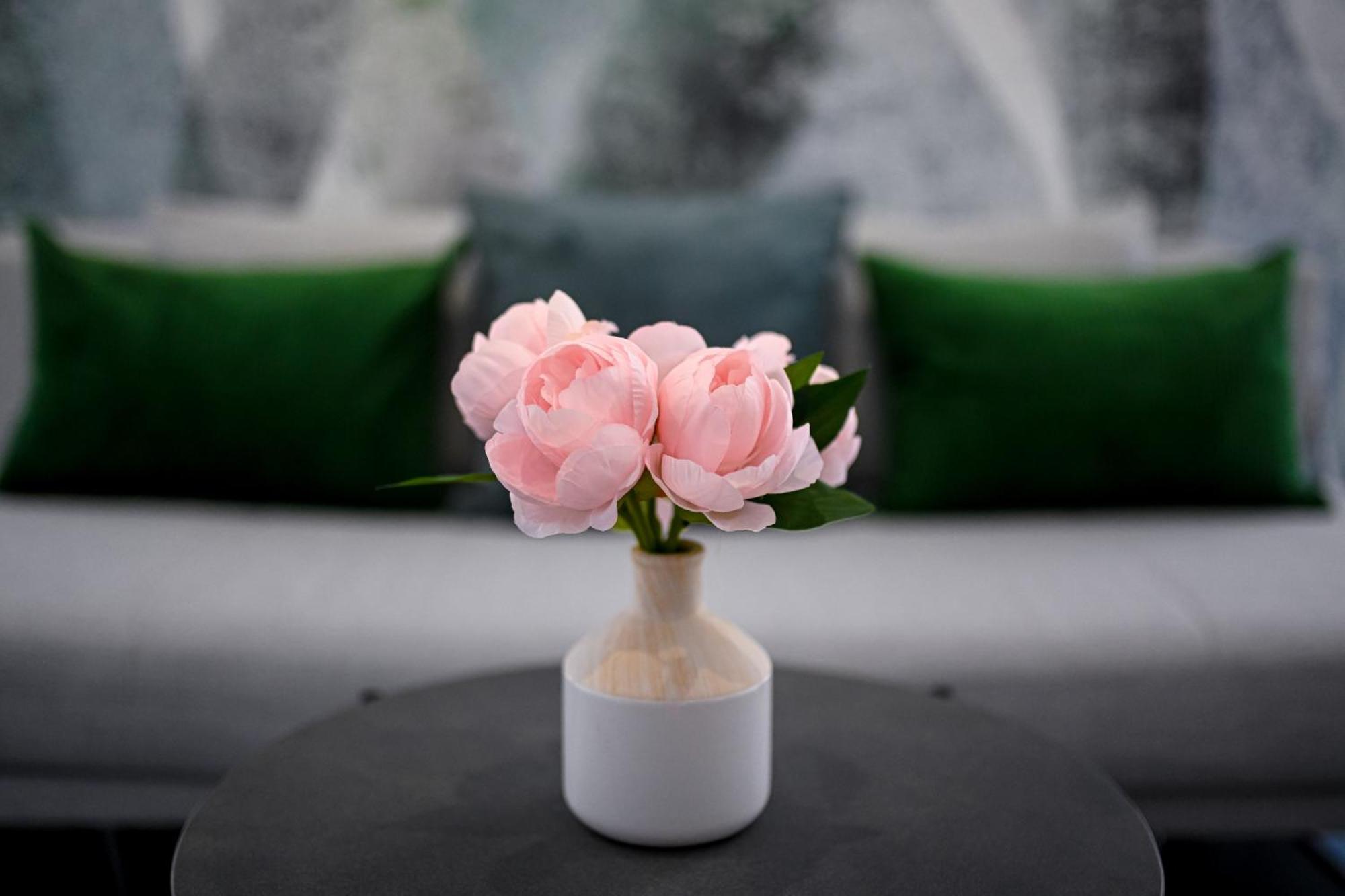 Urban Elegance - Stylish Central Accommodation บูคาเรสต์ ภายนอก รูปภาพ