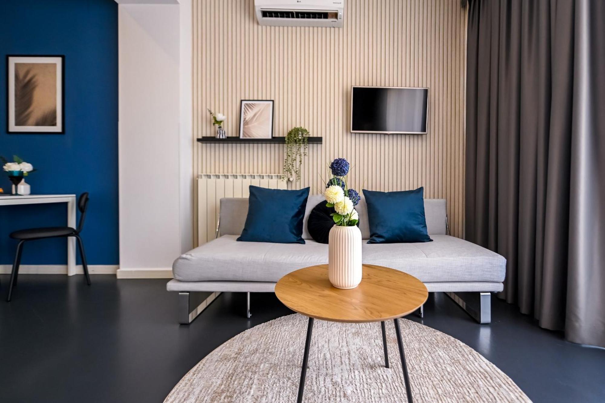 Urban Elegance - Stylish Central Accommodation บูคาเรสต์ ห้อง รูปภาพ