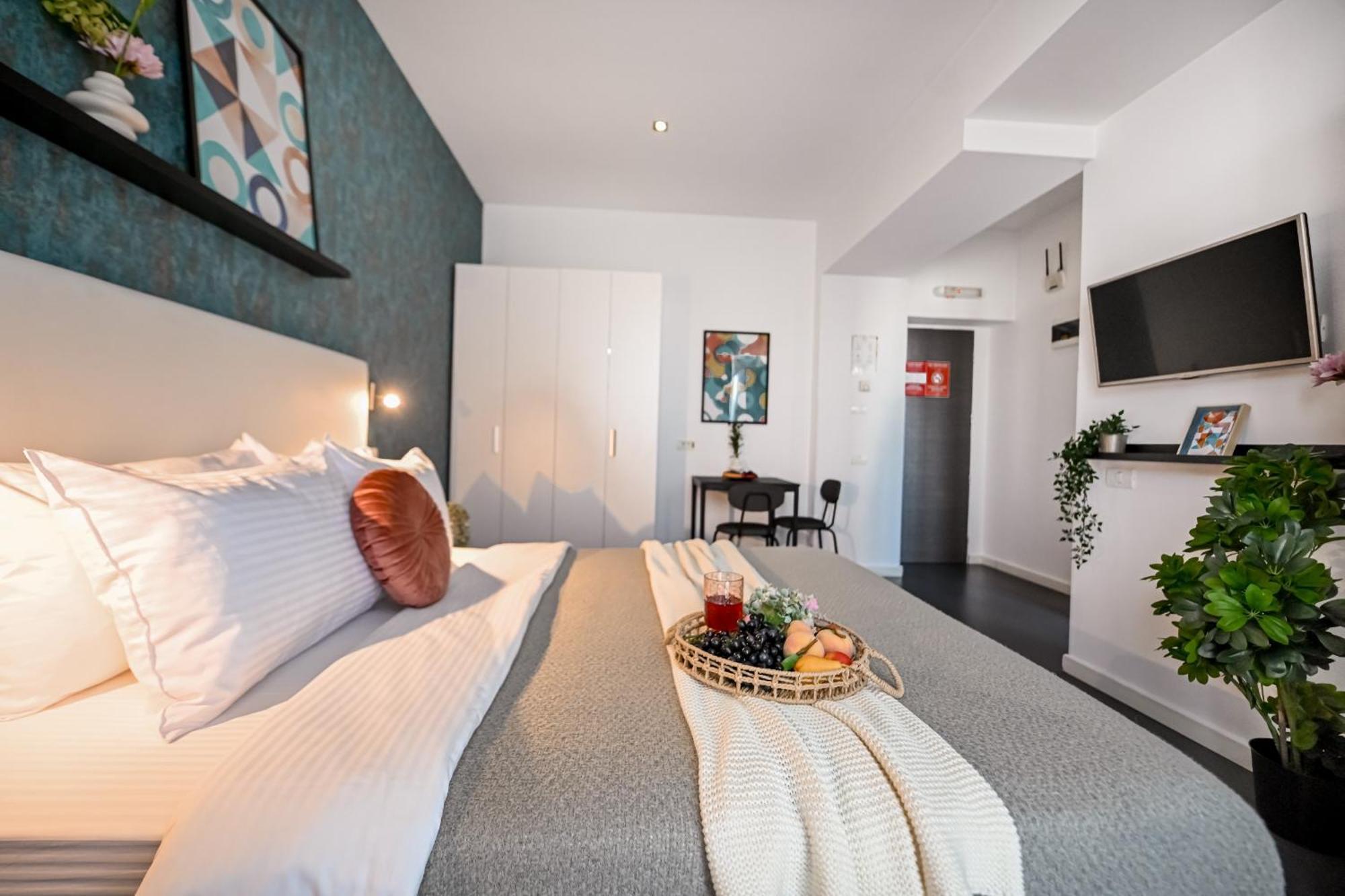 Urban Elegance - Stylish Central Accommodation บูคาเรสต์ ห้อง รูปภาพ