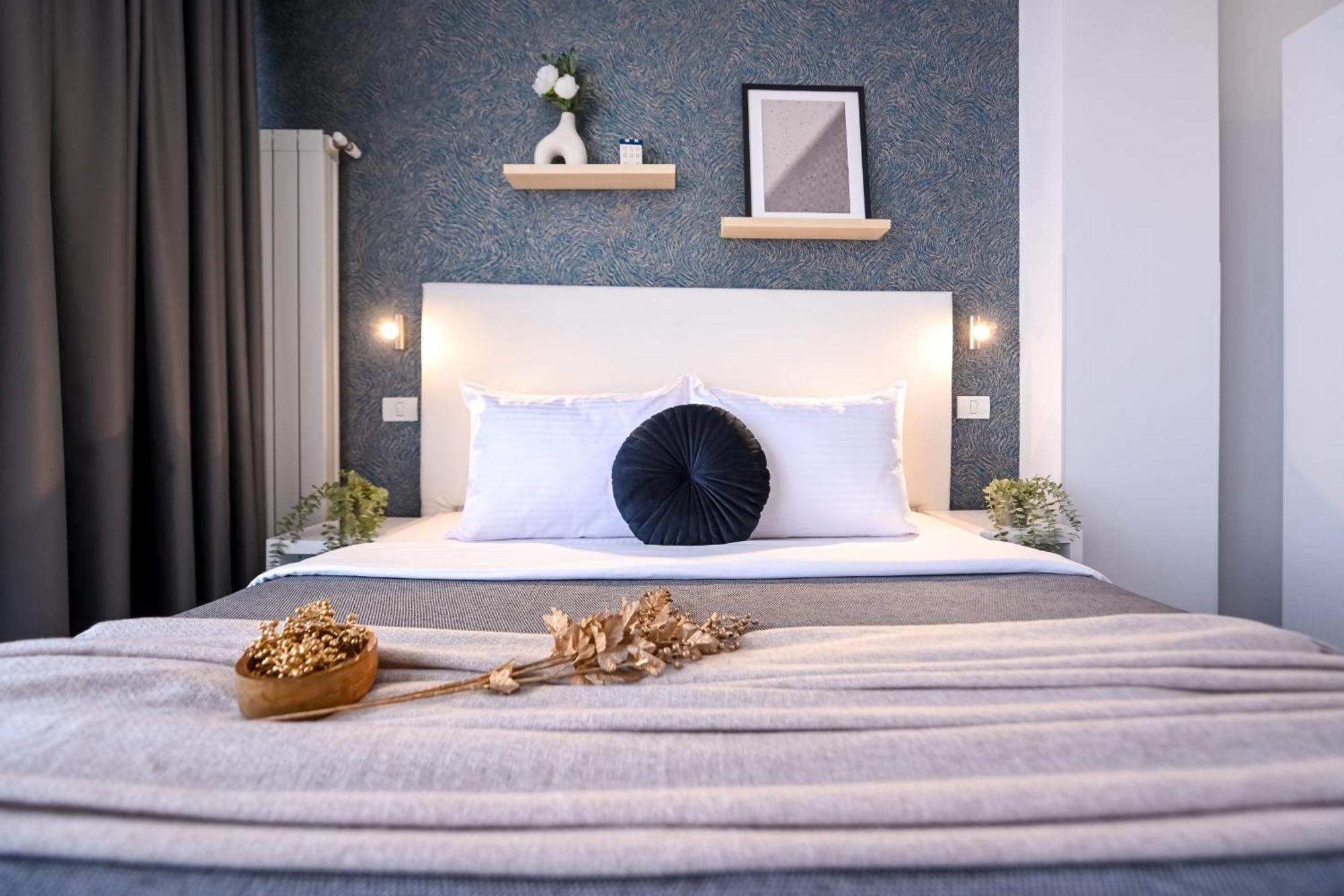 Urban Elegance - Stylish Central Accommodation บูคาเรสต์ ห้อง รูปภาพ