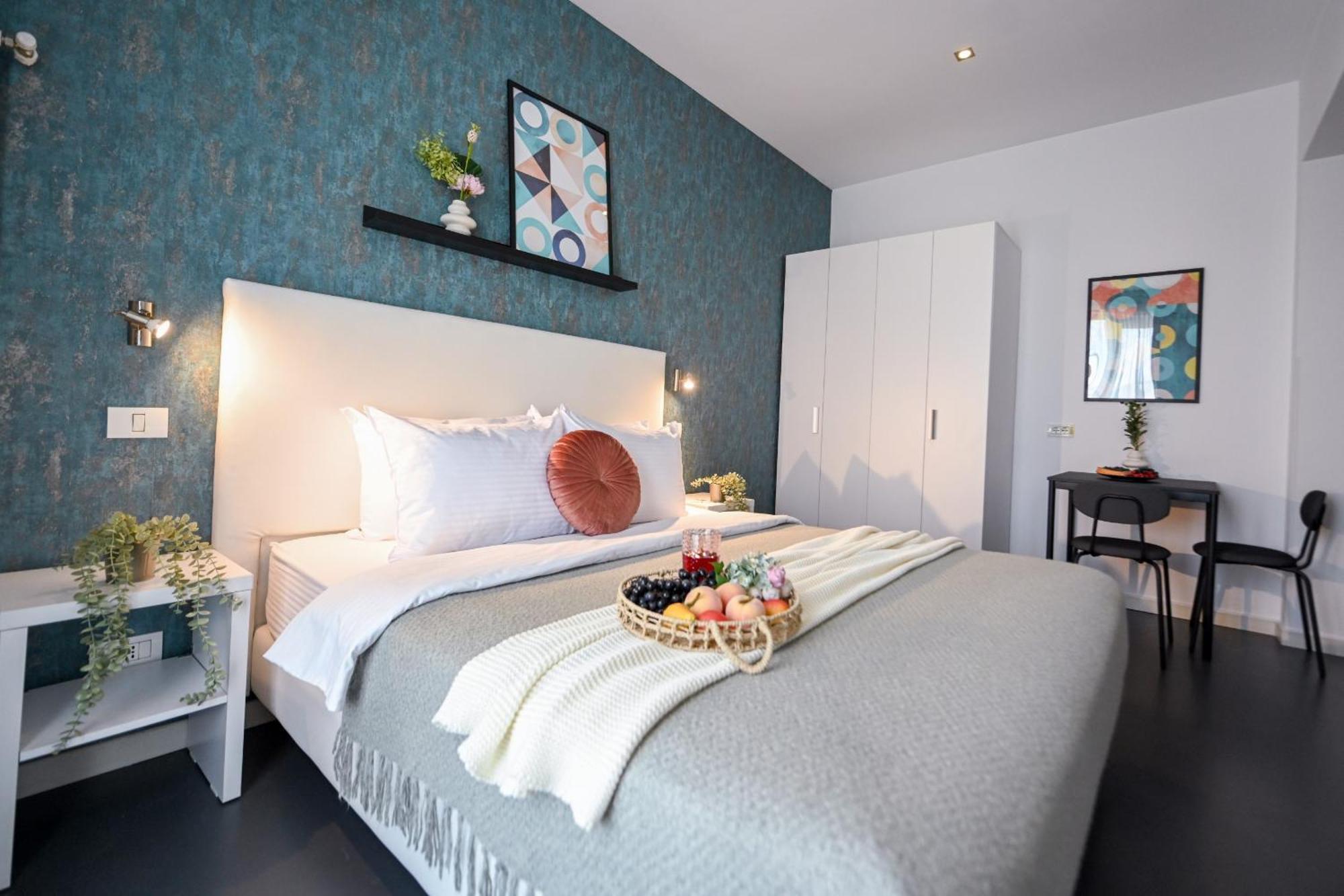 Urban Elegance - Stylish Central Accommodation บูคาเรสต์ ห้อง รูปภาพ